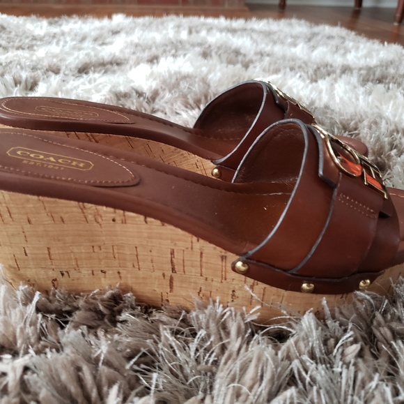 Coach Brown Leather Wedges Size 8 Excellent - Picture 5 of 6